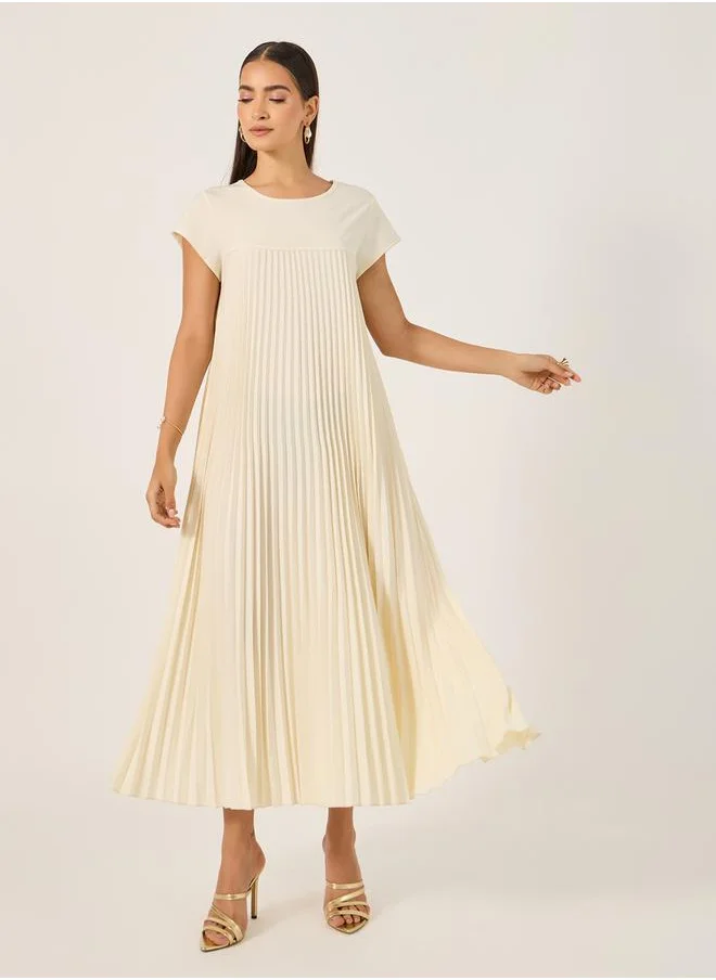 ستايلي Pleated Short Sleeves A-Line Maxi Dress