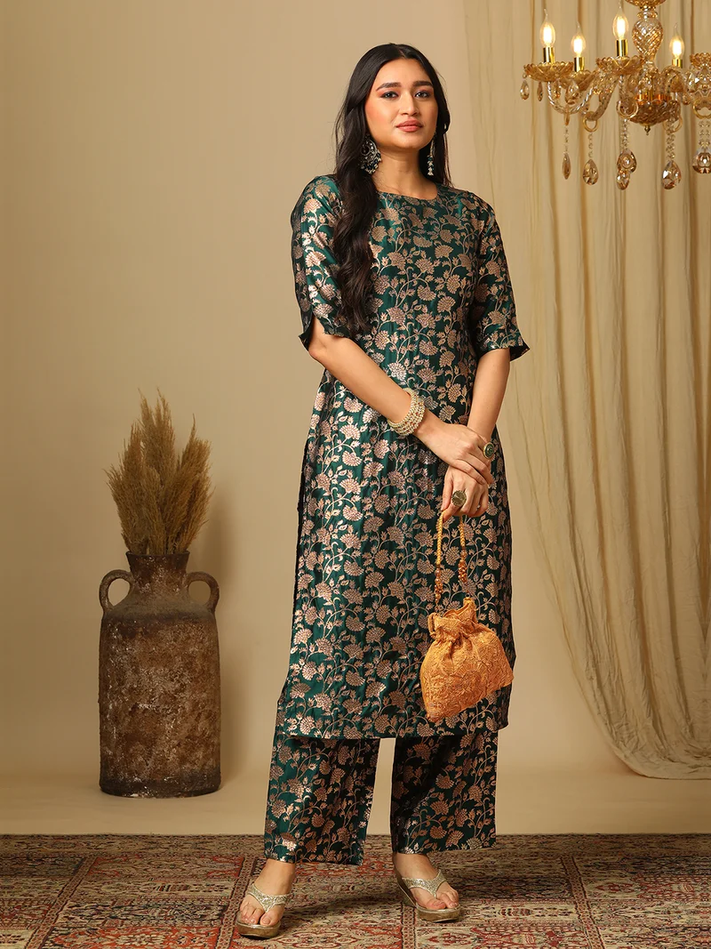 globus Globus Women Floral Regular Kurta With Trousers Festive Set