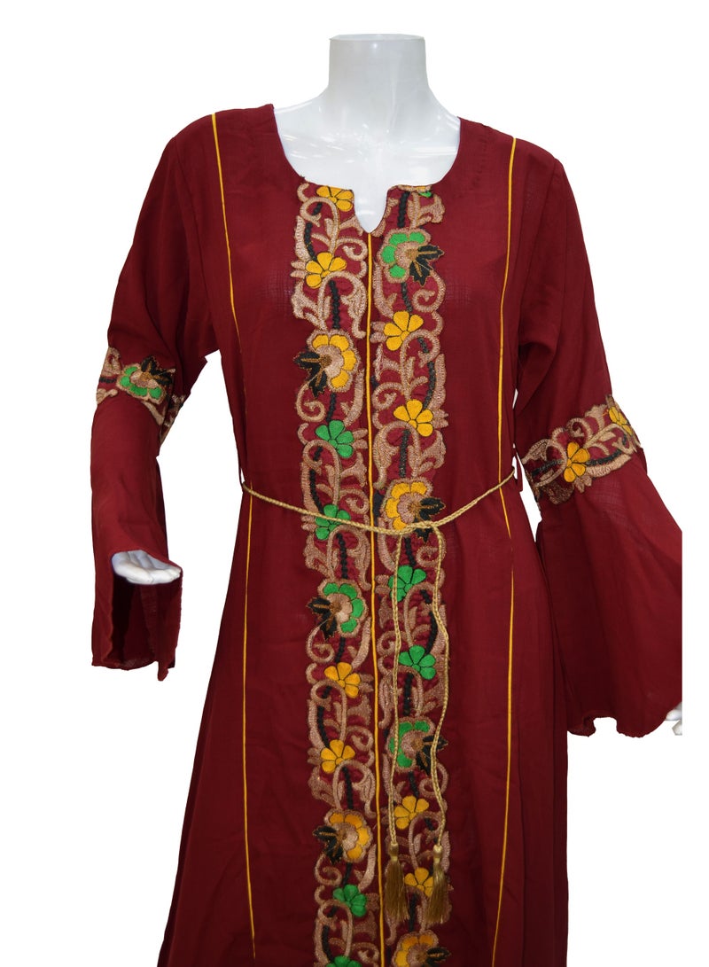 زينة فستان ماكسي قطني مطرز بخصر محدد - جلابية أنيقة بأكمام جرس مع حزام - قصة مستقيمة محتشمة - Image 5