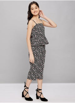 Stylo Bug All Over Print Square Neck Top and Cropped Pants Set by Styli  - Image 4
