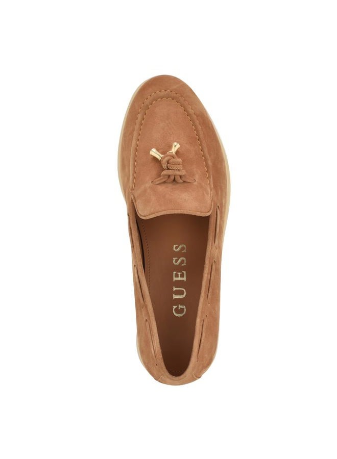 GUESS حذاء لوفر أريانا للنساء، جلد سويدي طبيعي متوسط 101، 35 EU - Image 5