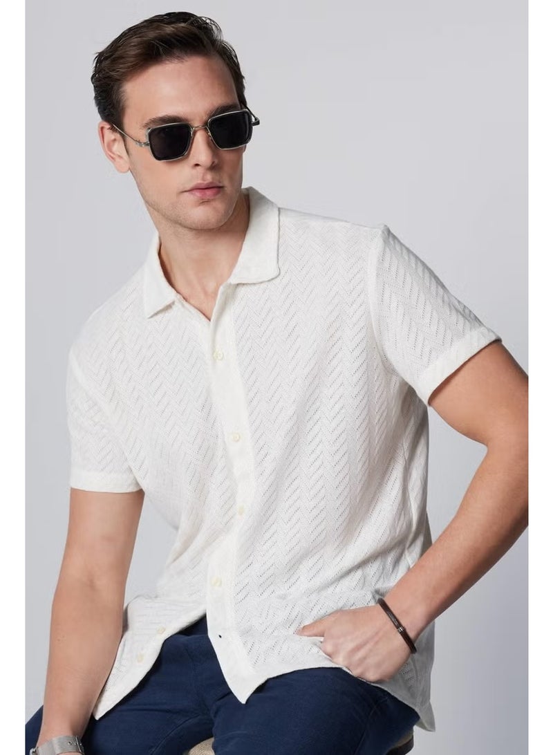 Tudors Slim Fit Slim Fit Short Sleeve Breathable Knitted Texture Dobby Patterned Summer White Men's Shirt - Image 1