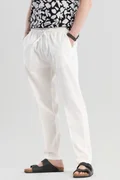 سنيتش White