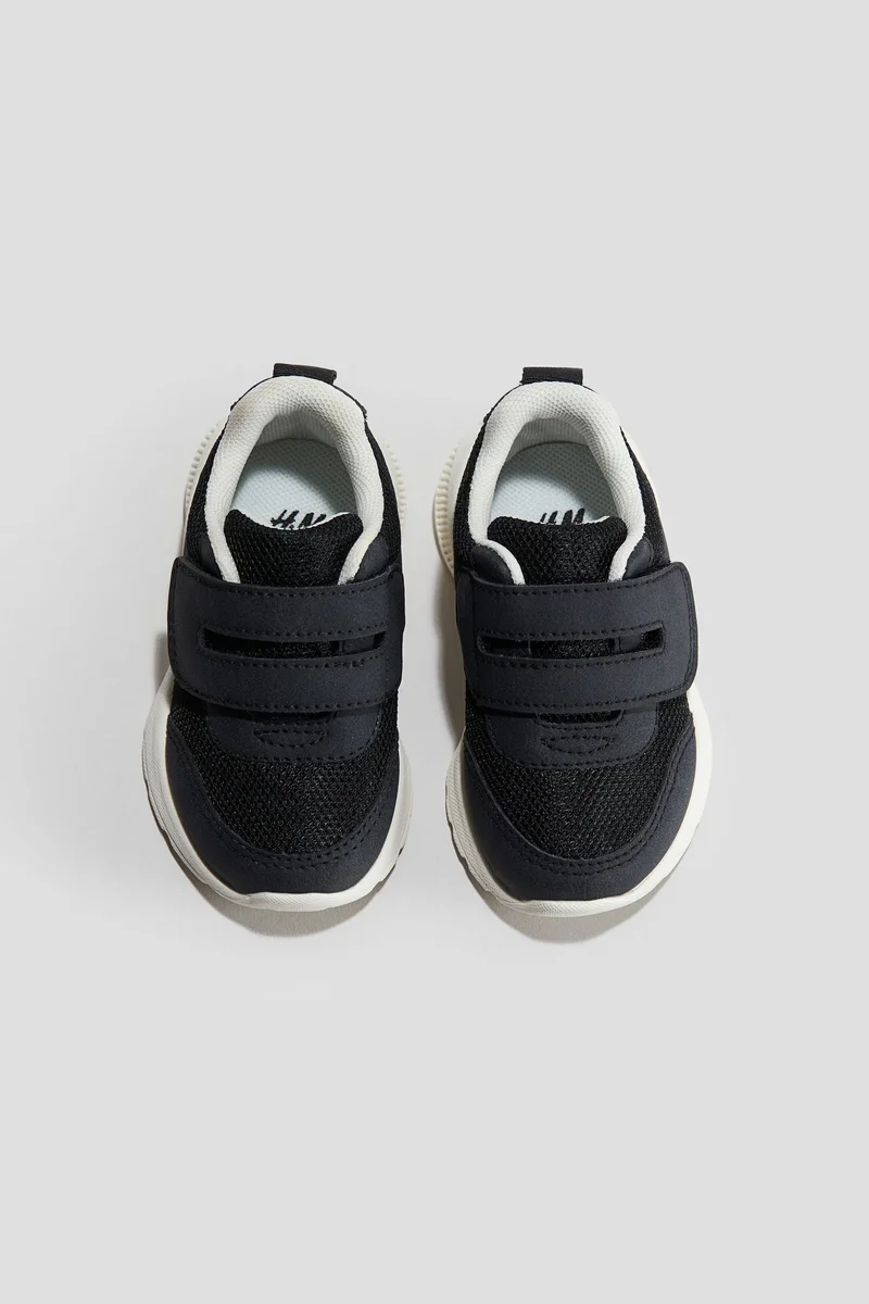 اتش اند ام Trainers