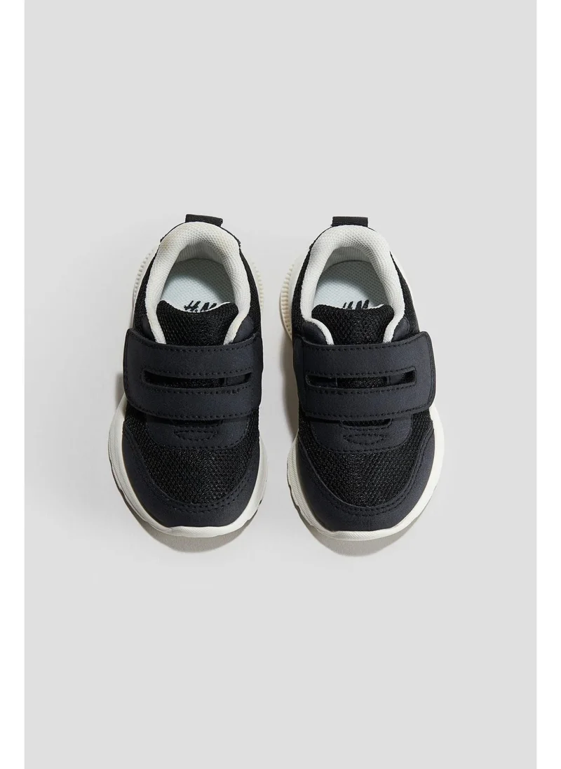 H&M Trainers