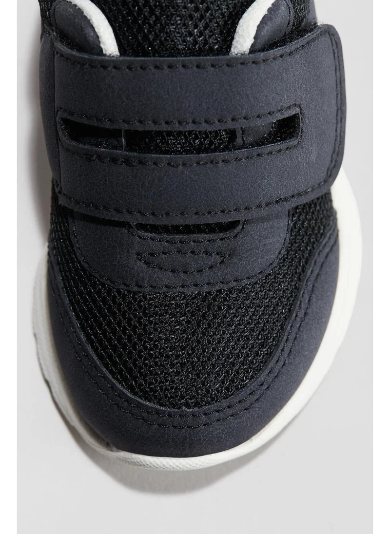 H&M Trainers