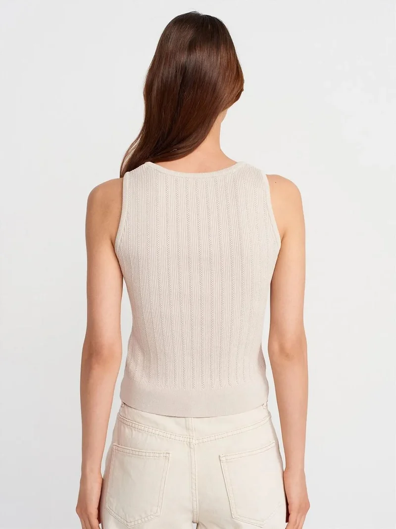 ديلفين DILVIN Ribbed Sleeveless Slim-fit Blouse