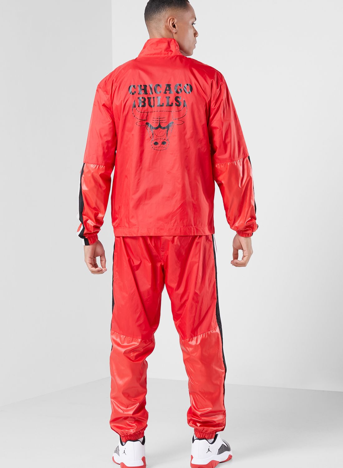 chicago bull tracksuit