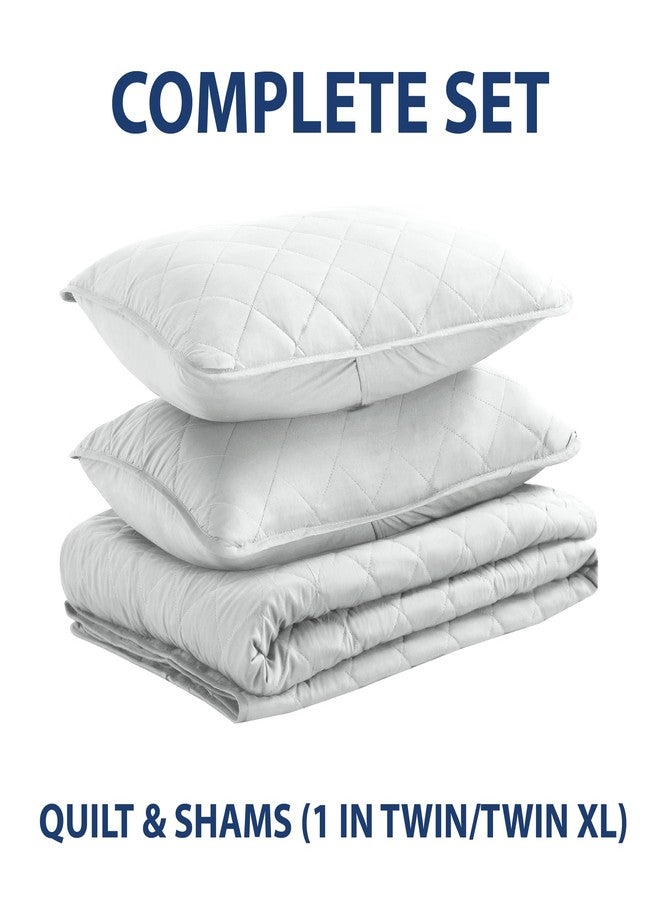 كاثي هوم طقم لحاف أساسي من الألياف الدقيقة بنمط ماسي من 3 قطع من كاثاي هوم، مناسب لجميع الفصول، أبيض، مقاس توين/توين إكس إل - Image 2