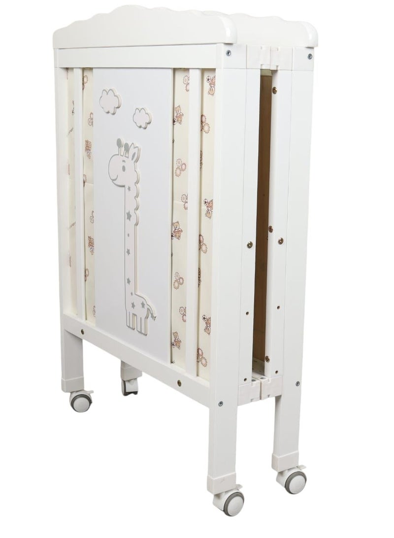KM Foldable Wooden Baby Crib 120×60 cm with Mosquito Net and Wheels for Easy Mobility - Image 2