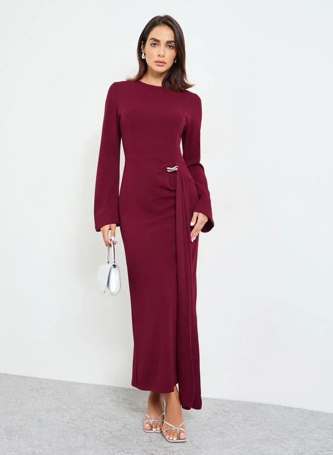 تايك تو Burgundy Solid Midi Dress with Long Sleeves and Ruffle Detail