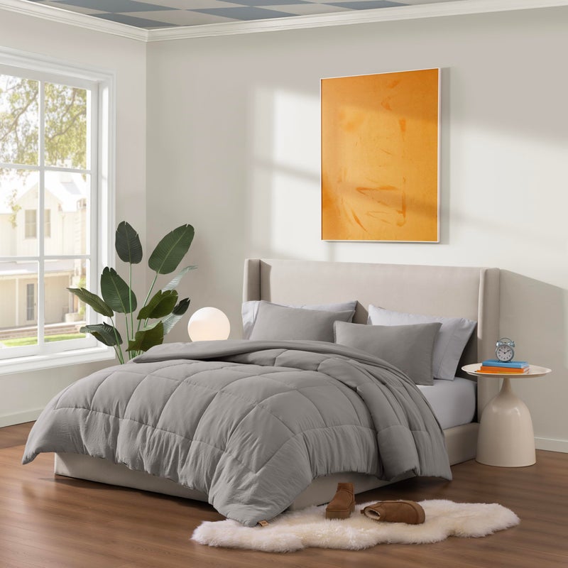 UGG Leonora Comforter Set with 2 Pillow Shams Lightweight Down Alternative Blanket Reversible Cozy Warm All Season Washable and Hypoallergenic Bedding Set, Full/Queen, Light Grey - Image 5