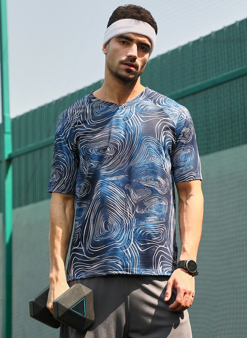 Campus Sutra Campus Sutra Men's Navy Blue Swirl-Lined Activewear T-Shirt For Casual Wear | V-Neck | Short Sleeves | Jersey T-Shirt Crafted With Comfort Fit For Everyday Wear