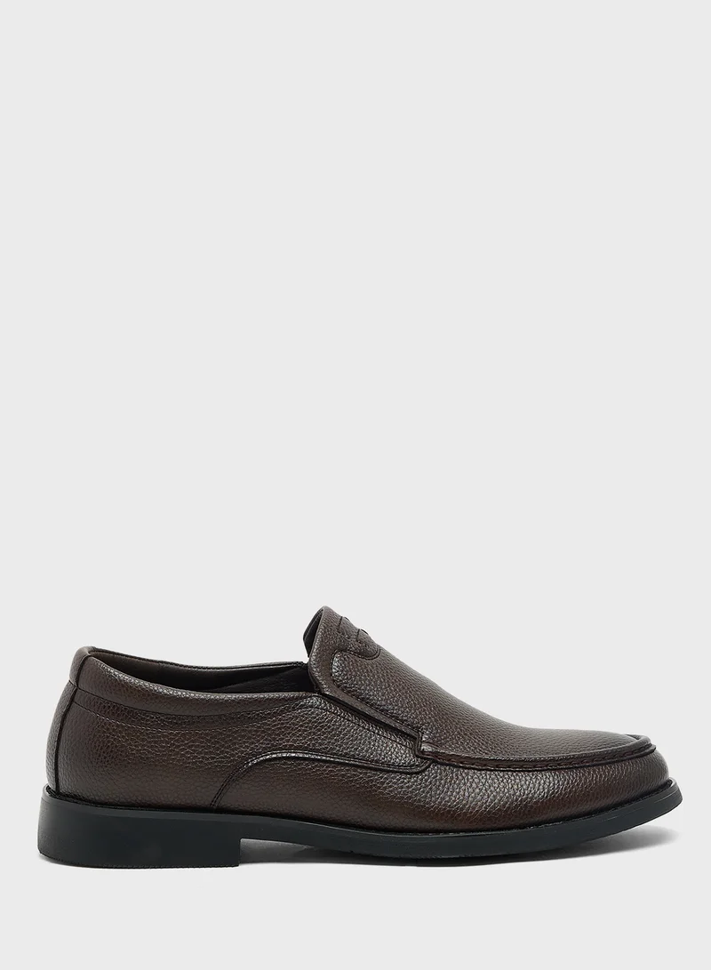 روبرت وود Classic Formal Arabic Slip Ons