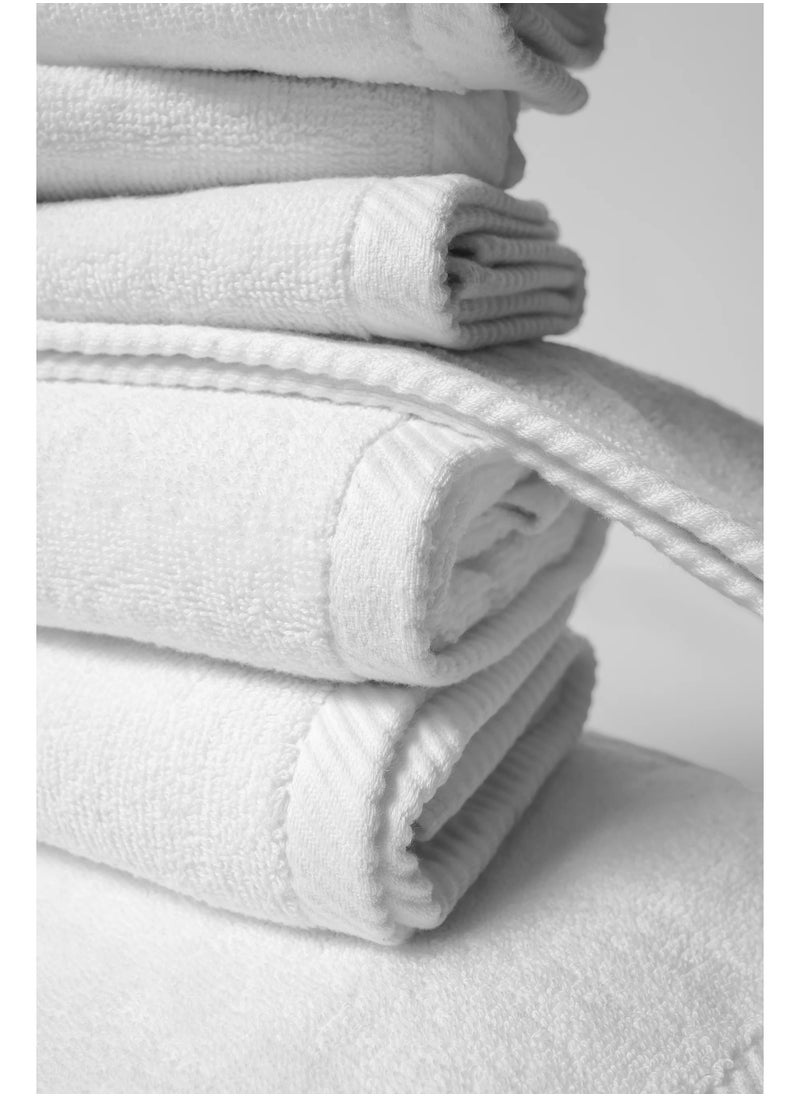 ماركة غير محددة - Hotel Suite Towel Combo Luxury and Functionality Redefined - Image 1