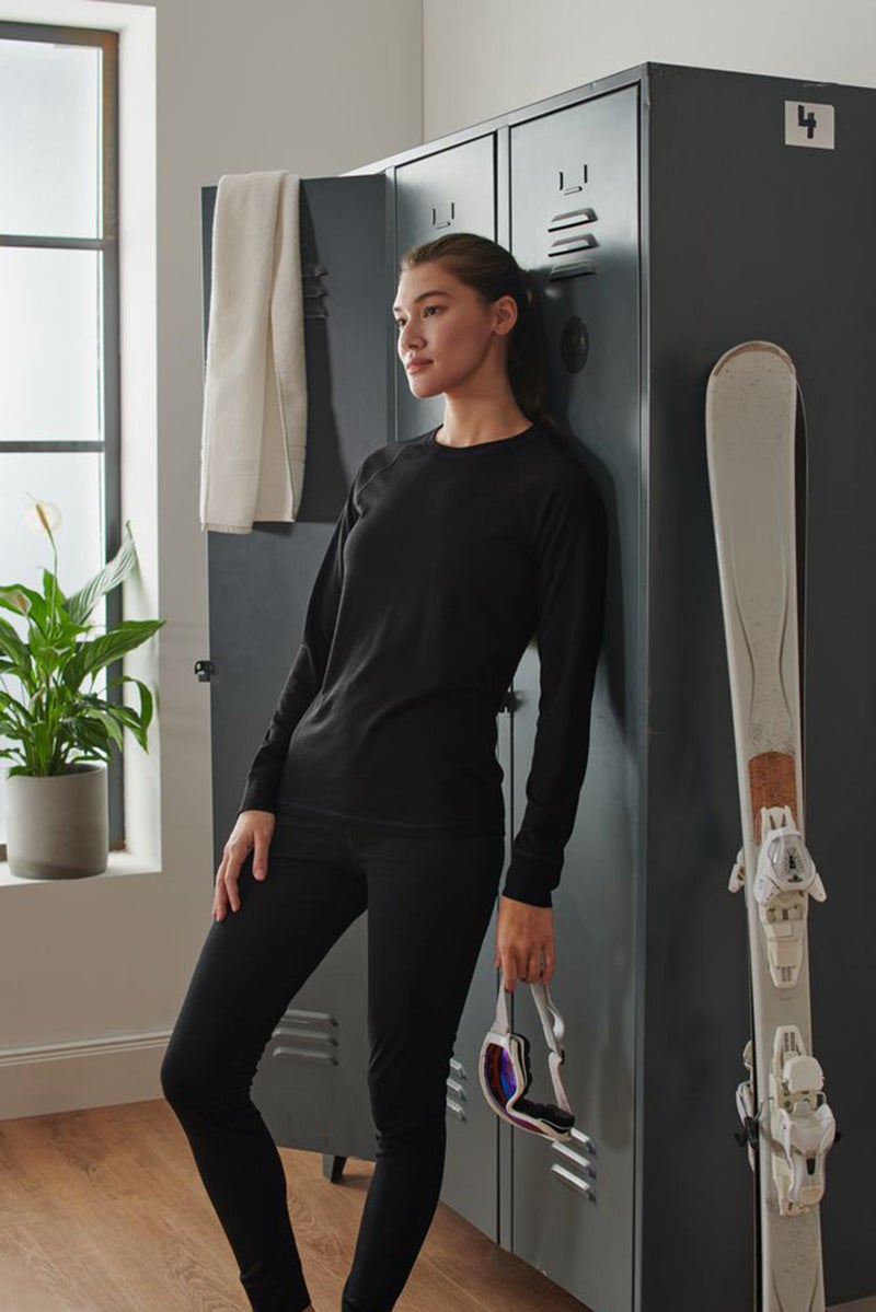 Tchibo Women Crew Neck Long Sleeve Solid T-Shirts, Black - Image 1