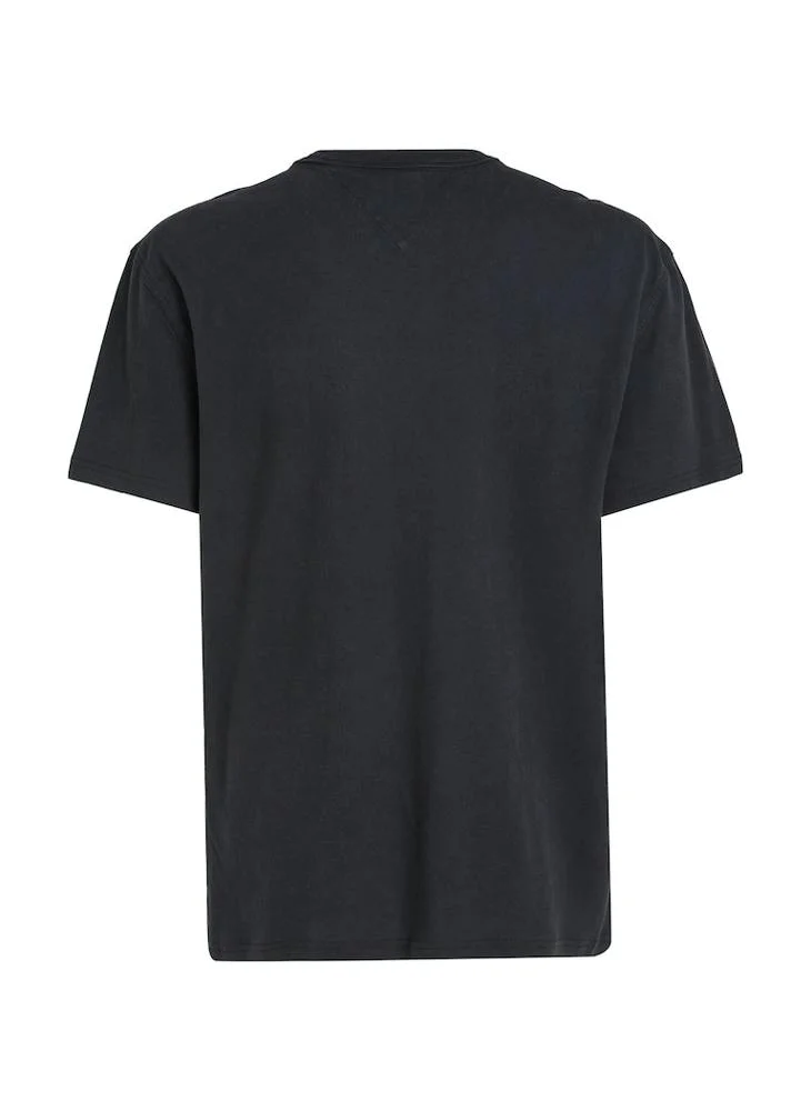 TOMMY JEANS Graphic Crew Neck T-Shirt