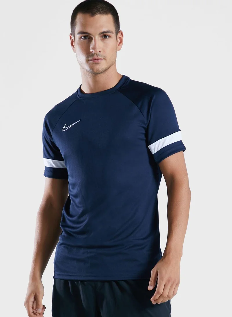 نايكي تيشيرت كرة القدم دراي فت اكاديمي للرجال