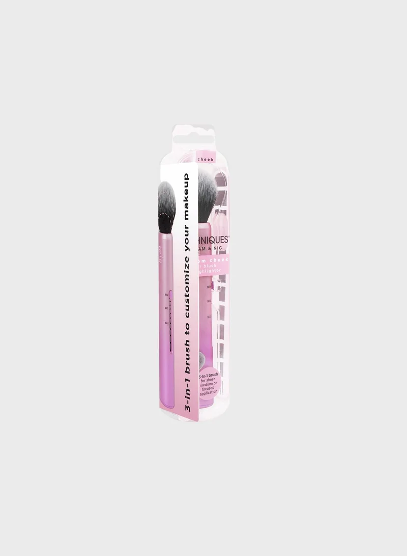 REAL TECHNIQUES Slide Blush Brush - RT 412