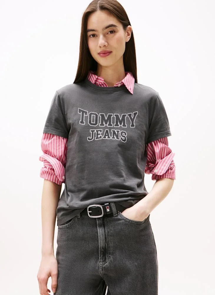تومي جينز Graphic Crew Neck T-Shirt