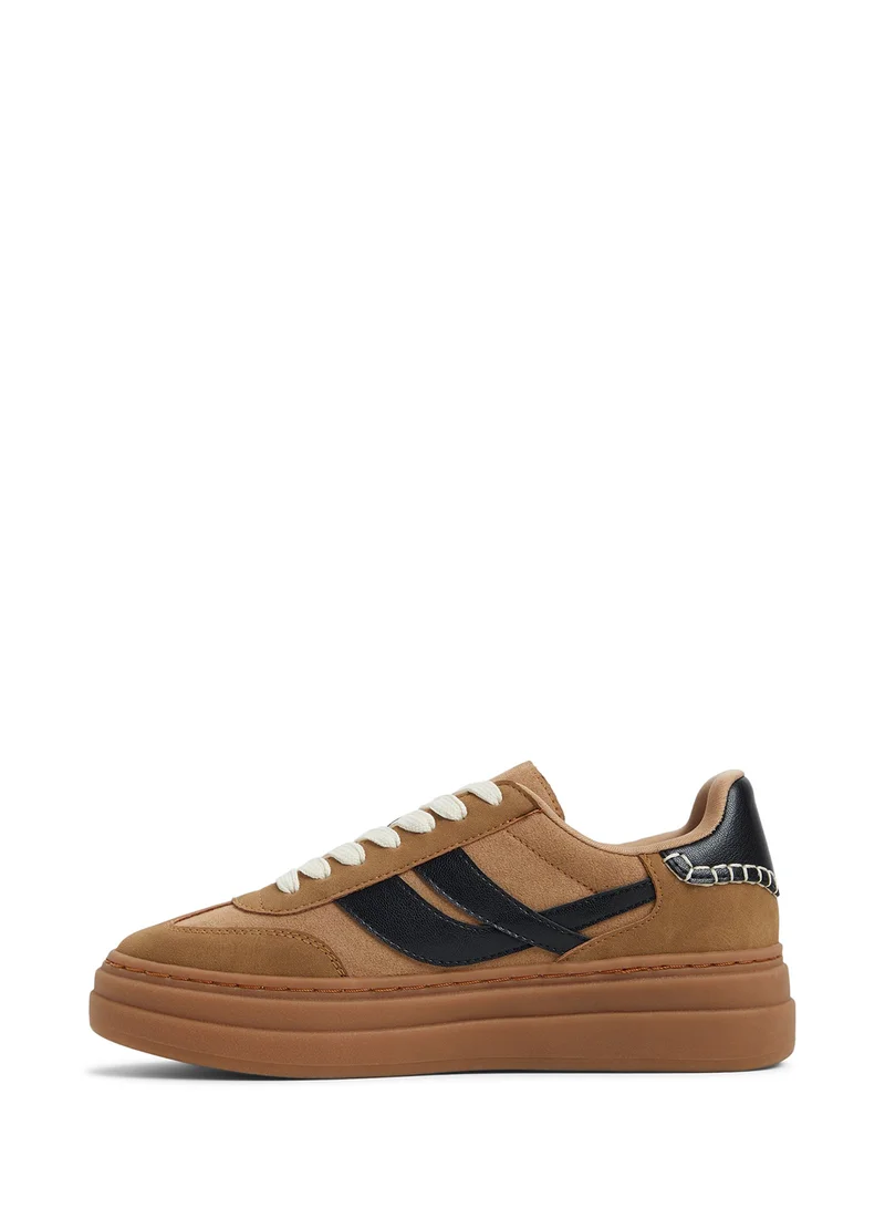 CALL IT SPRING Tommie Low Top Sneakers
