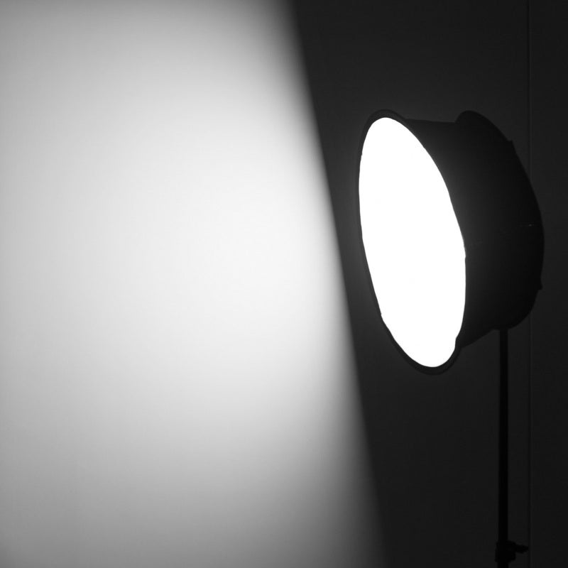 Round LED Softbox: 22In/56Cm Black Light Diffuser With Silver Reflective Inner - Easy Foldable Portable Lighting Modifier For Portrait Product Photography Video Recording Live Streaming - Image 2