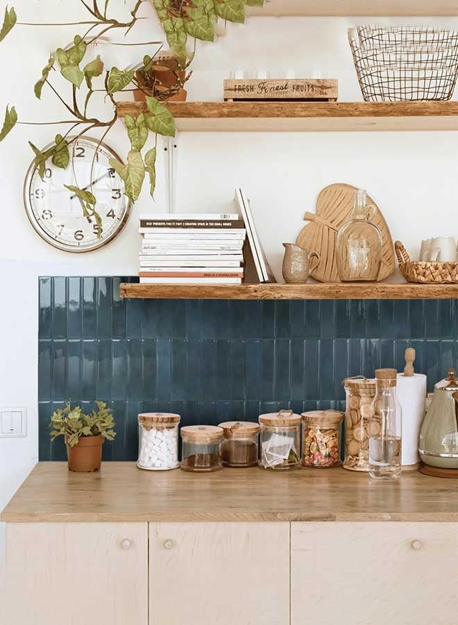 رَوَائِد بلاط خلفية للمطبخ قابل للتقشير واللصق، 5 صفائح ثلاثية الأبعاد ذاتية اللصق، بلاط لاصق للجدران في المطبخ والحمام، مقاس 23 × 29 سم - Image 4