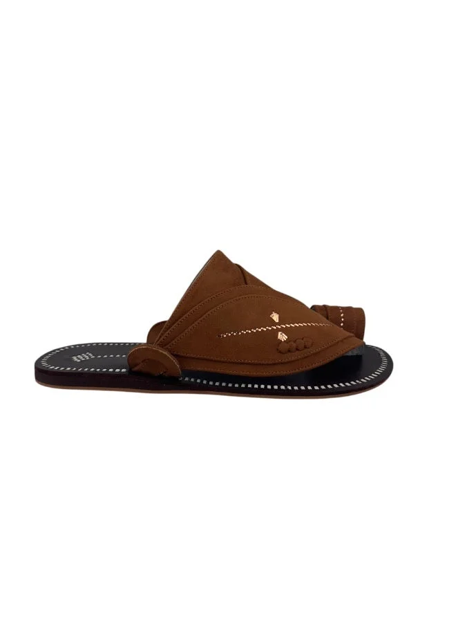 AL Fanoos Handcrafted heritage leather slippers