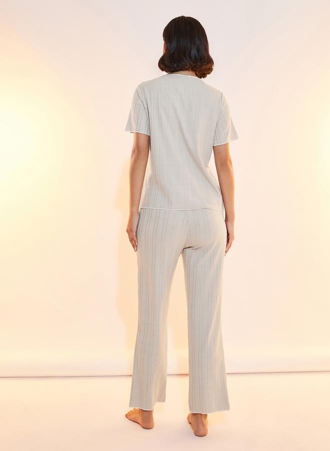 تايك تو طقم تي شيرت بياقة مستديرة بنقوش وسروال بيجامة - Image 4