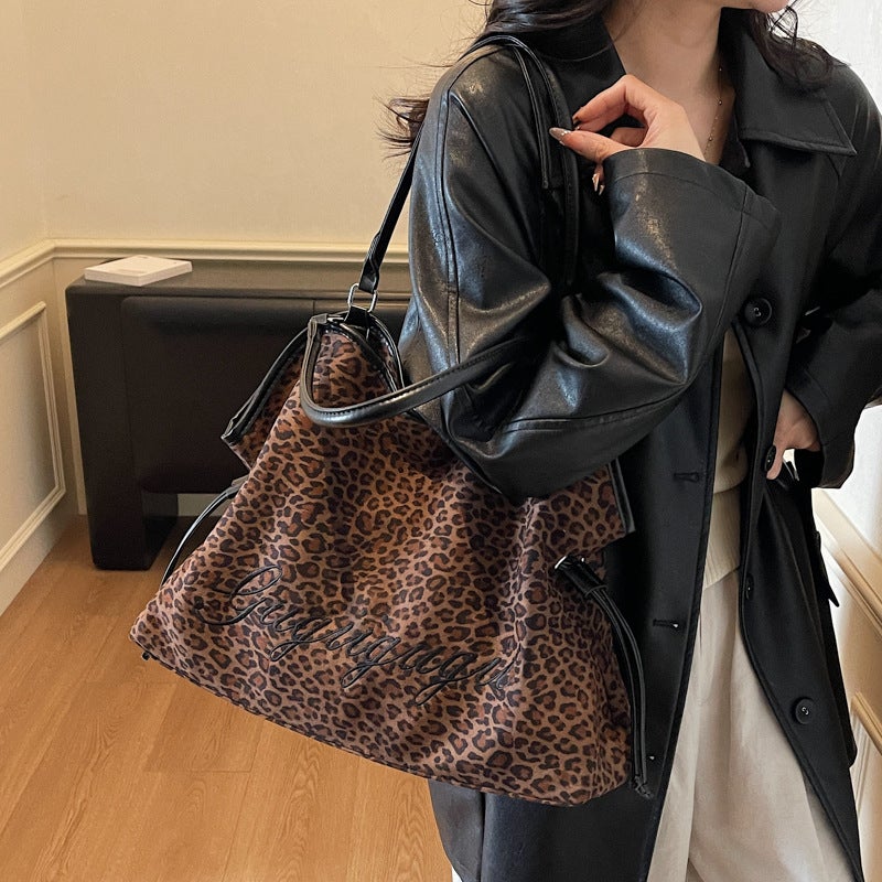 Women's Leopard Print Suede Large Capacity Shoulder Tote Bag - Image 2