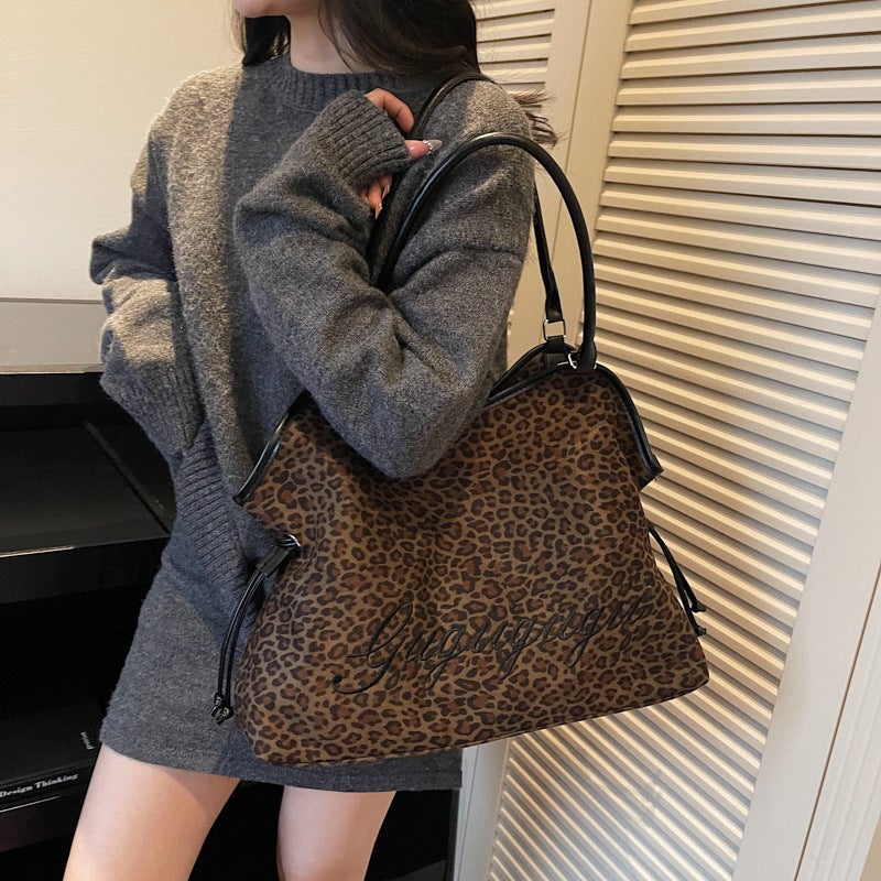 Women's Leopard Print Suede Large Capacity Shoulder Tote Bag - Image 3