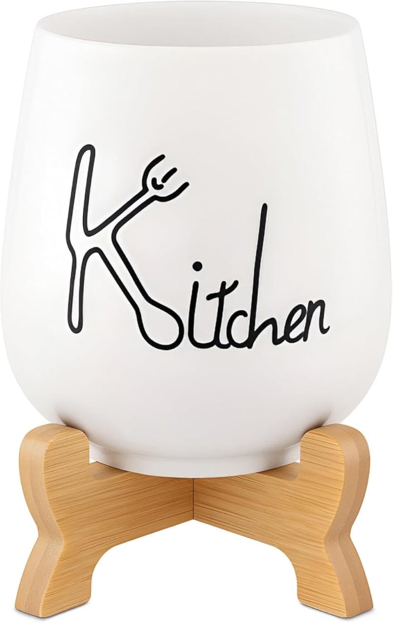 حامل ملاعق كبير السعة - مصنوع من البورسلين المتين مع قاعدة من الخيزران، يُعدّ من أدوات المطبخ العملية والأنيقة.