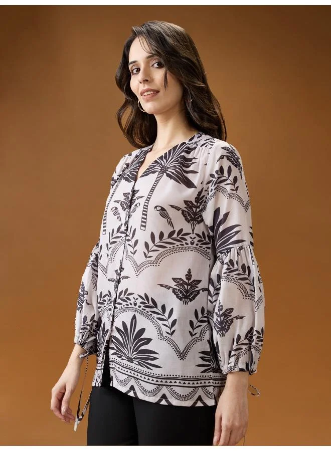 globus Globus Women Black & White Tribal Print V-Neck Bishop Sleeves Shirt Style Top