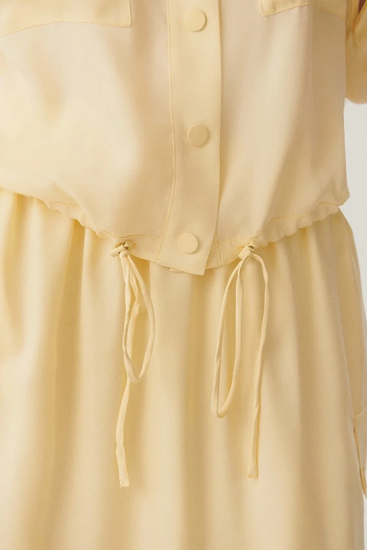 EXQUISE Mandarin Collar Double Pocket Adjustable Drawstring Relaxed Fit Lyocell Yellow Jacket