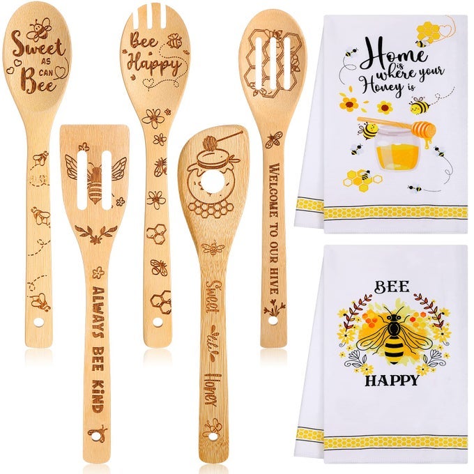 7 PCS BEE THEMED GIFTS SET INCLUDING 2 PCS BEE KITCHEN TOWELS AND 5 PCS BEE WOODEN SPOONS RUSTIC BAMBOO UTENSILS GIFTS FOR THANKSGIVING CHRISTMAS HOUSEWARMING BRIDAL SHOWER ANNIVERSARY