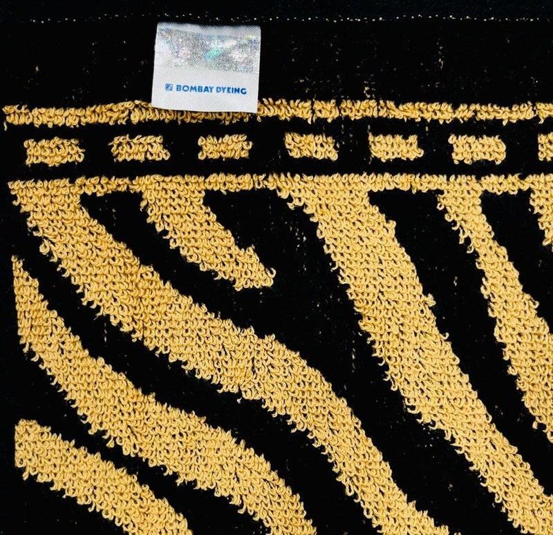 Bombay Dyeing Velour 500 GSM Tiger Printed 100% Cotton Super Soft Hand Towels. (2) - Image 5