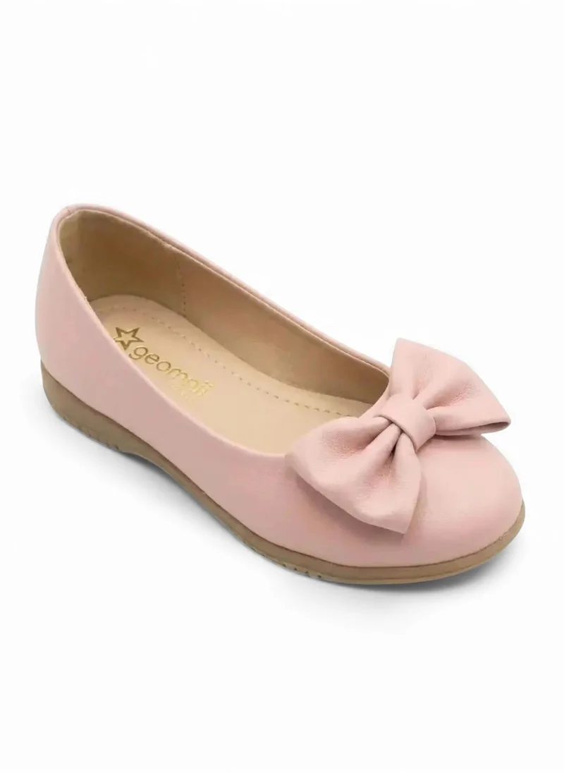 Geoomnii Junior Girls’ Closed Flat Shoes – Comfortable, Lightweight & Everyday Wear