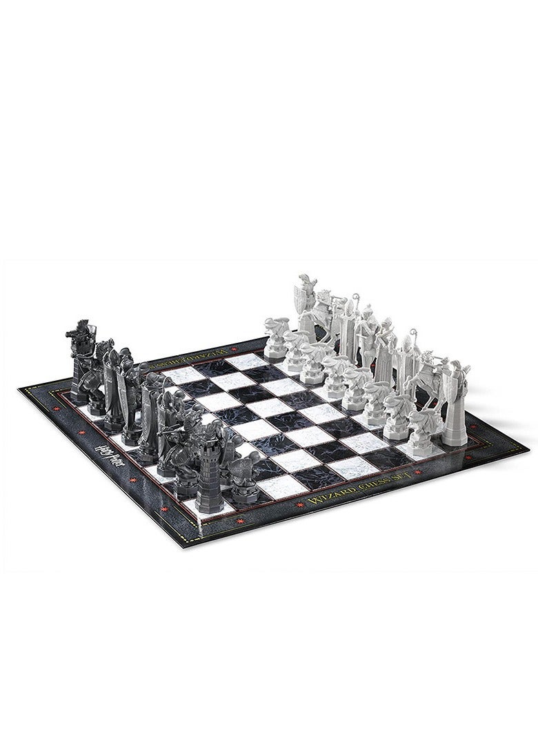 Harry Potter The Noble Collection Harry Potter Wizard Chess Set - Image 3