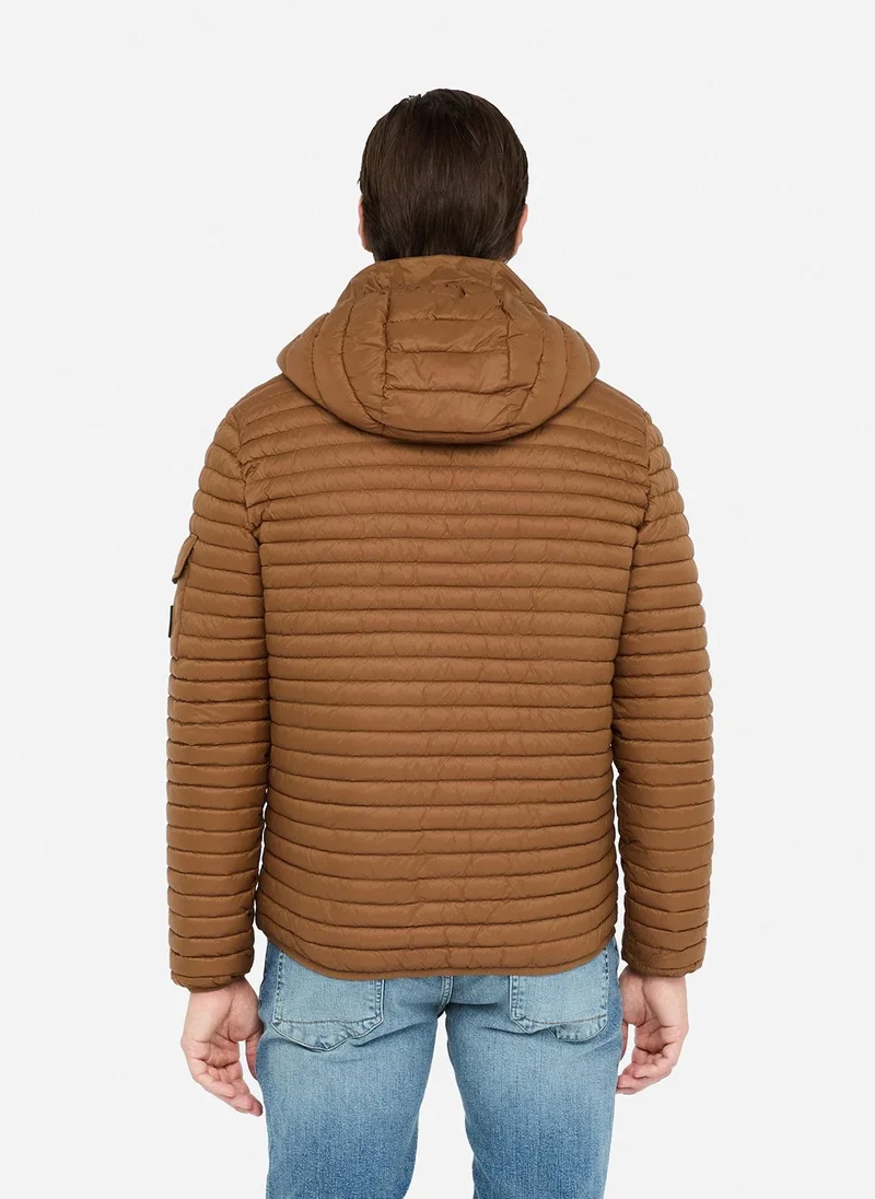 ليو جو جاكيت مبطن بغطاء رأس