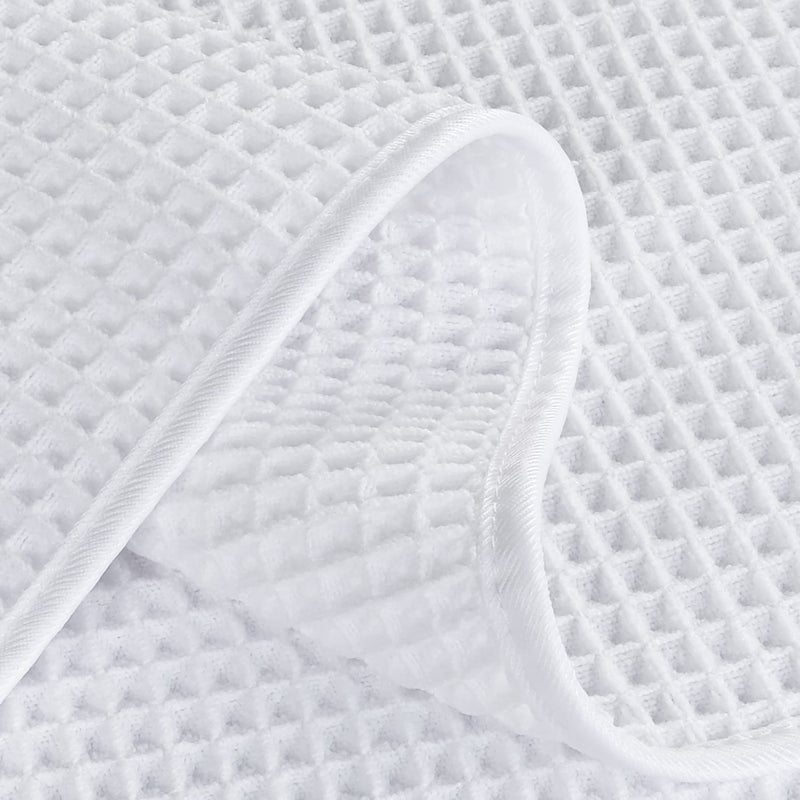 POLYTE 430 GSM Microfiber Lint Free Washcloth Face Towel, 13 x 13 in, 4 Pack (Waffle Weave) - Image 3