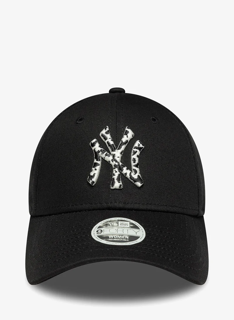 نيو ايرا قبعة نيويورك يانكيز  بتفاصيل حيوانات