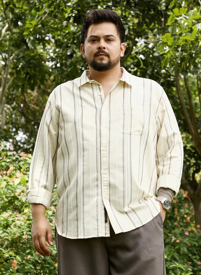 انستافاب بلس قميص رجالي مخطط جاكار بياقة عريضة وأكمام طويلة وأزرار وحافة منحنية