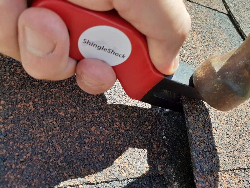 ShingleShock أداة تركيب قوباء السقف، فولاذية سوداء، مقبض مطاطي، مغناطيس - Image 4