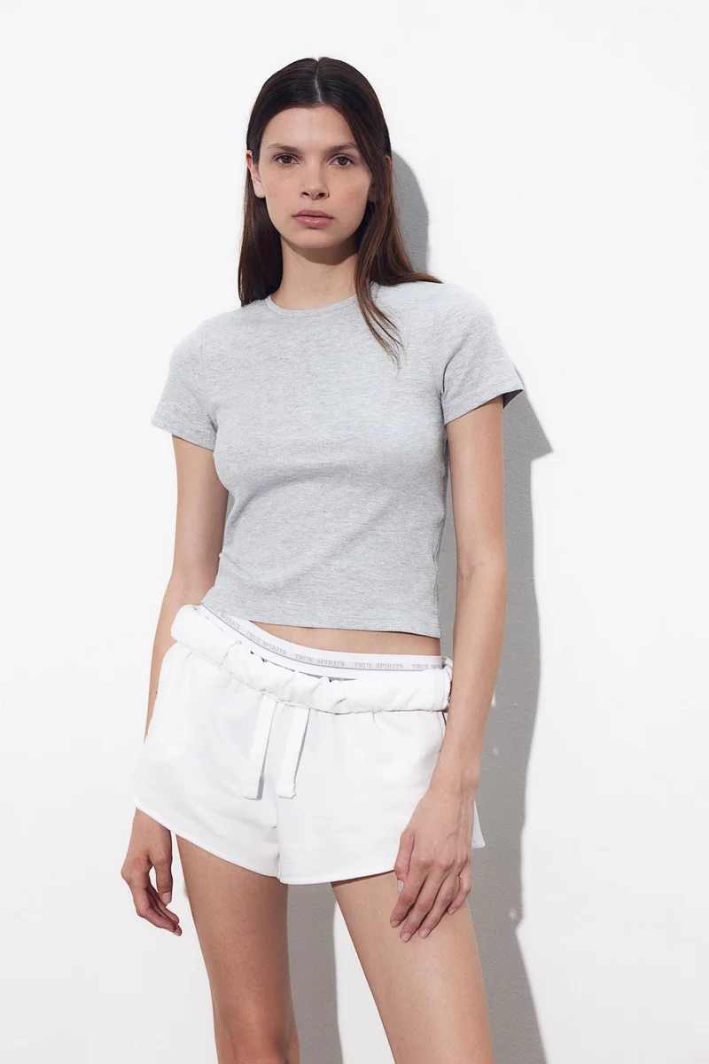 H&M Fitted T-shirt