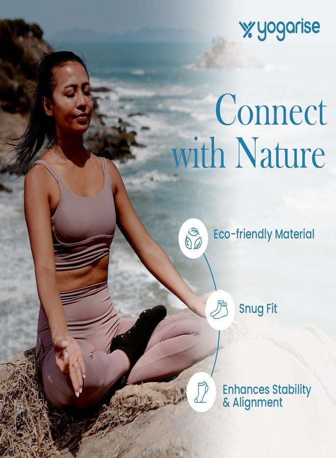 YOGARISE جوارب يوغا YOGARISE مانعة للانزلاق للنساء، جوارب قطنية بطول الكاحل مضادة للانزلاق، تسمح بمرور الهواء وتمتص الرطوبة، خالية من الروائح، بنعال مطاطية، مناسبة للرجال والنساء، مثالية لليوغا/البيلاتس/الرقص - عبوة من 4 قطع - Image 2