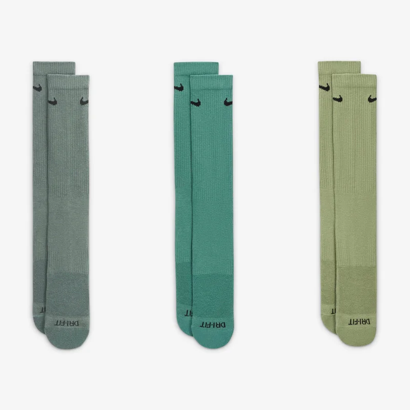 Nike Everyday Plus Cushioned Training Crew Socks (3 Pairs)