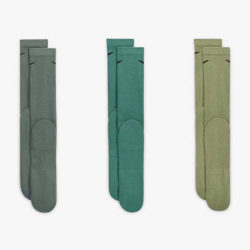 Nike Everyday Plus Cushioned Training Crew Socks (3 Pairs)