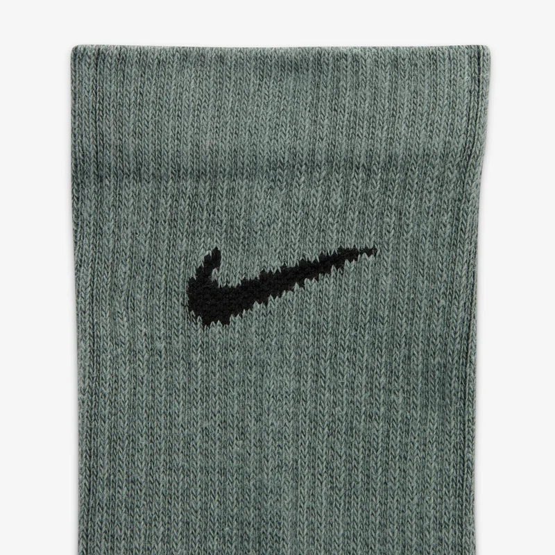 Nike Everyday Plus Cushioned Training Crew Socks (3 Pairs)