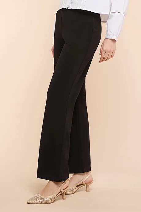 أر أند بي Textured Flared Pants with Elastic Waist