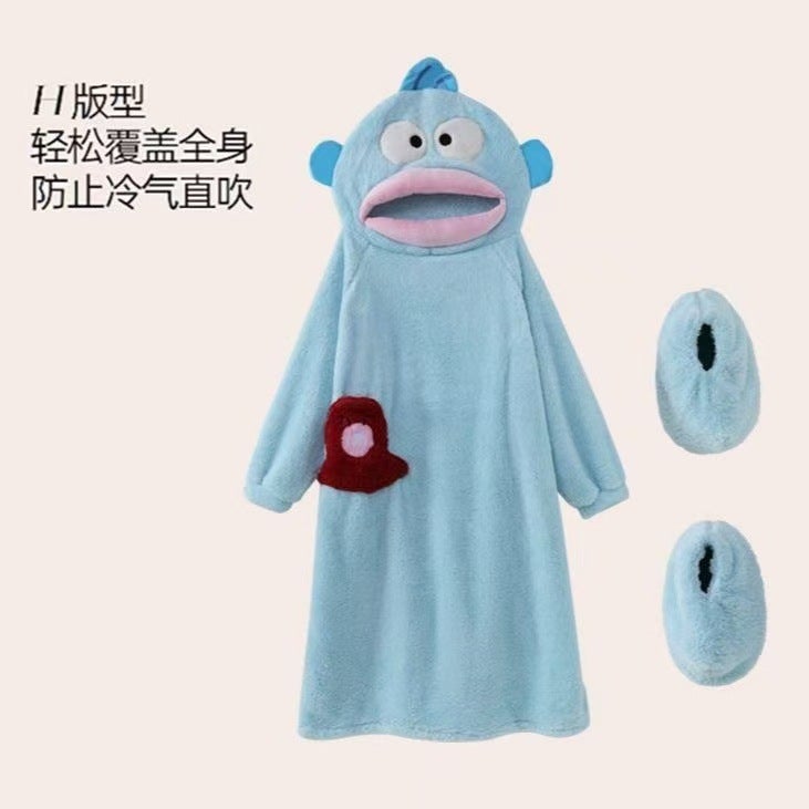 Cross-border Hooded Winter Clothing Lazy Clothing Cloak Lazy Blanket Cartoon Sleepsuit Clown Fish TV Blanket Nightgown New Single shoes 